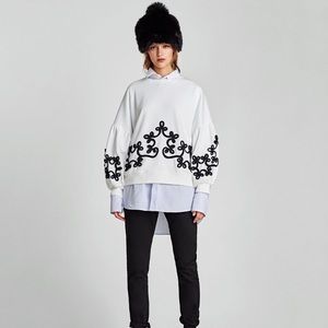 Zara Contrasting Sweatshirt with Ribbed De…